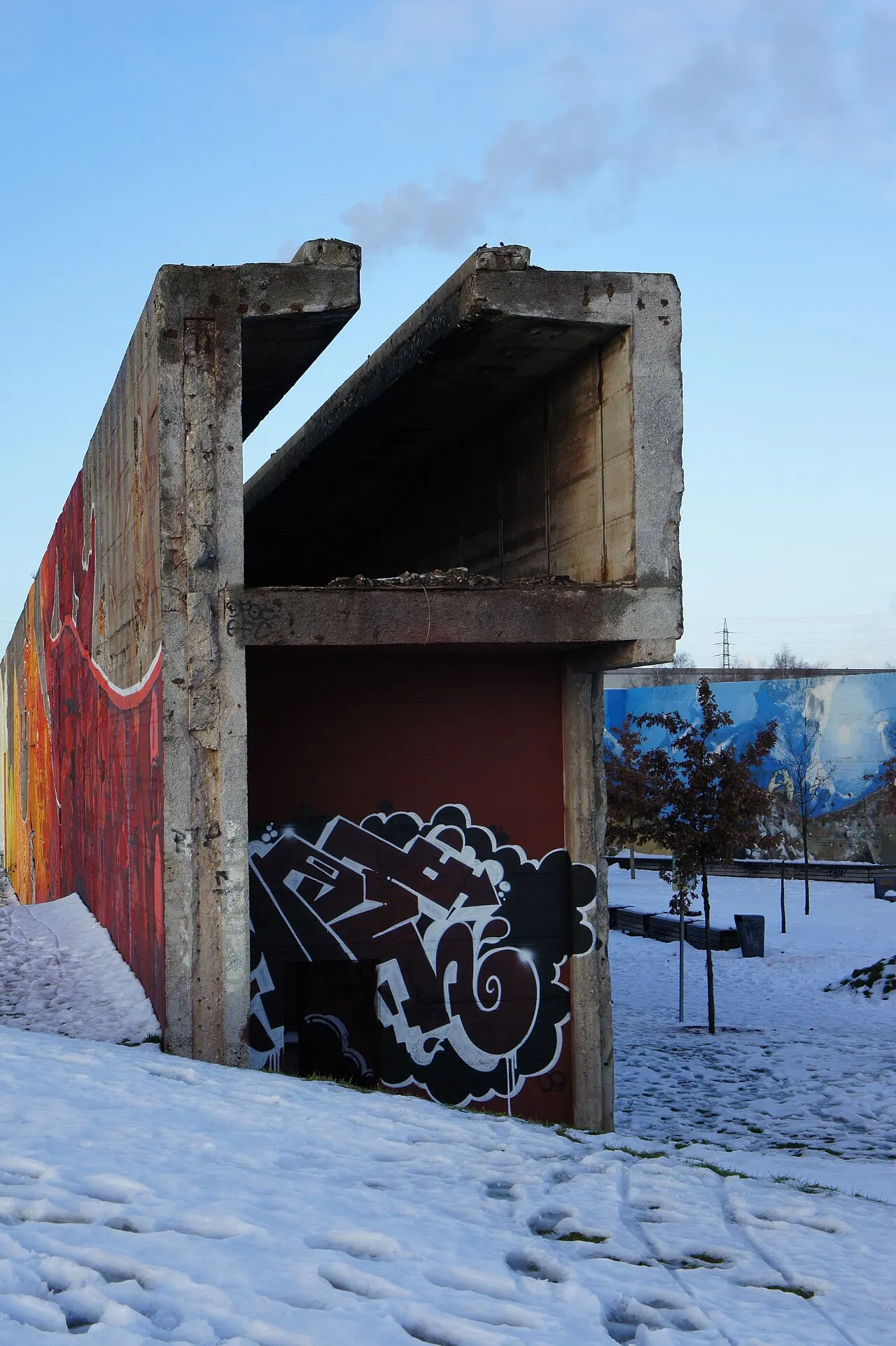 Stadtteil Rheinhausen in Duisburg am linken Rheinufer